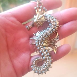 Hattie Carnegie unsigned Sea Horse Pendant Necklace